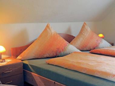 Holiday Home in Sohl with Terrace Garden BBQ Deckchairs