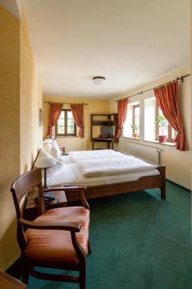 Burgschänke & Herberge Goldener Löwe