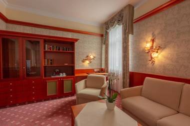 Häcker's Fürstenhof