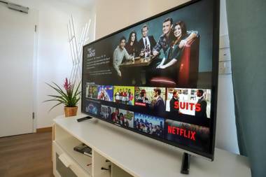 BRIGHT - Spacious & Luxury - Kitchen - Parking - Netflix