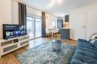 BRIGHT - Spacious & Luxury - Kitchen - Parking - Netflix