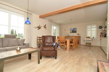 Haus Mönchgut - Haushälfte 1 "Feuerstein"