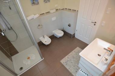 Haus Mönchgut - Haushälfte 2 "Findling"