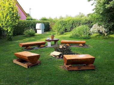 Snug Apartment in Altentreptow with Garden