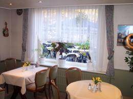 Hotel-Café-Restaurant Parkhaus