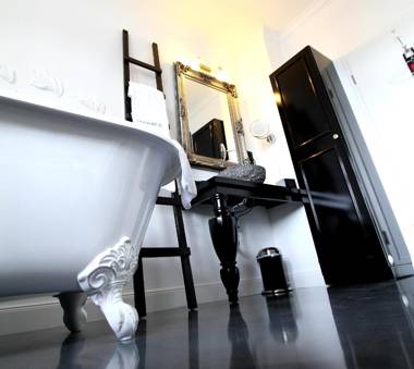 VillaAdel.es designrooms
