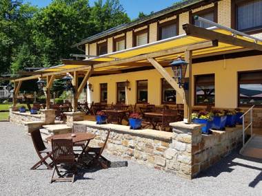 Hotel Waldquelle - Baumhaushotel Aerzen