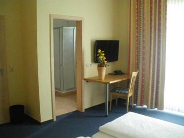 Hotel Pit Lane "Home of Motorsport"