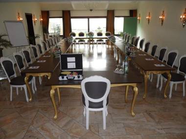 City Hotel Antik