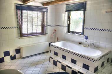 Ferienhaus-Schwarzwald-Imbirkenweg-bei-Strassburg-Europapark-fuer-1-12-Personen