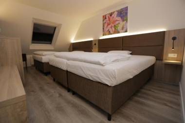 Galeria Airport Hotel