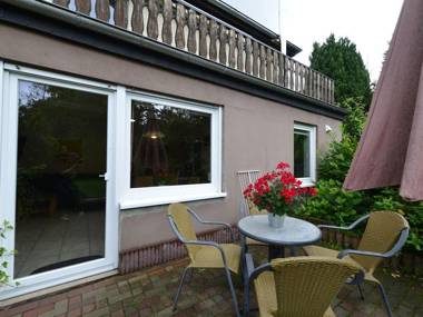 Garden-view Apartment in Heringhausen  Lake  City Centre