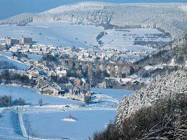 Cosy Apartment in Diemelsee with Fenced Garden