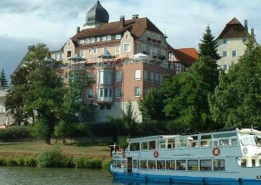 Apartments mit Klimaanlage am Neckarufer Schöne Aussicht