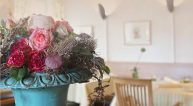 Rotes Ross Marktbergel