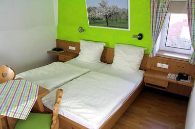 Gasthof Pension Zum goldenen Hirschen