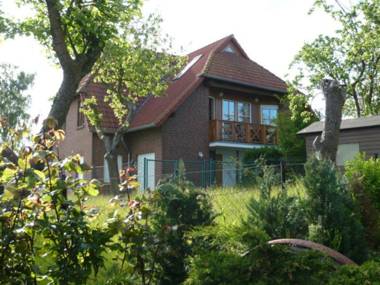 Neuendorf_ _Blick auf Vilm_ _Whg 0