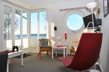 Windjammer_ Christian Radich