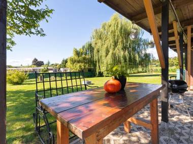 Quaint Holiday Home in Kröpelin with Fenced Garden