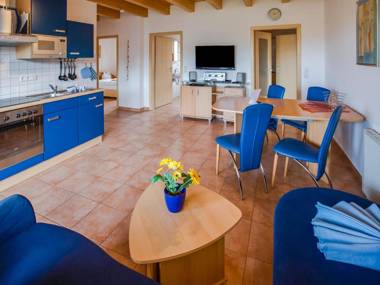 Spacious Apartment in  Beckerwitz with Garden