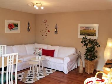 Beautiful Apartment in Hohenkirchen near Sea