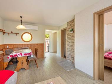 Ideal Holiday Home in Wutha-Farnroda near City Centre