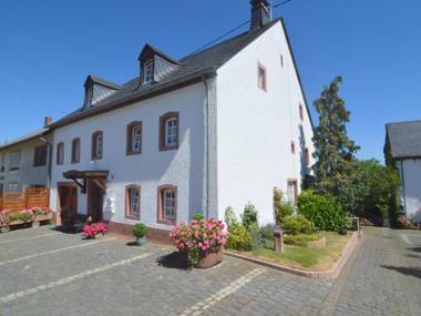Appealing Apartment in Ittel with Garden Parking Bicycles