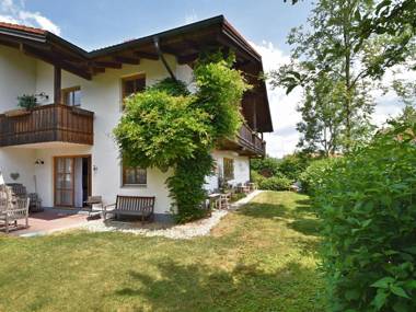 Spacious holiday home with garden and balcony in Rinchnach in the Bavarian Forest