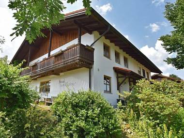 Spacious holiday home with garden and balcony in Rinchnach in the Bavarian Forest