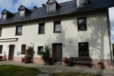 Ferienwohnung Hügelhaus