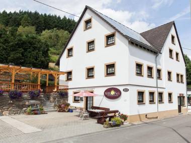 Lavish Apartment in Merschbach near the Forest