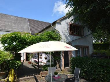 Beautiful and comfortable home in a hilly area with a spacious fenced garden