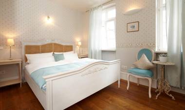 WEINreich Gästezimmer & Weinstube