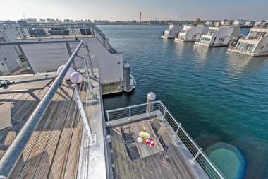 Schwimmendes Haus Seebär