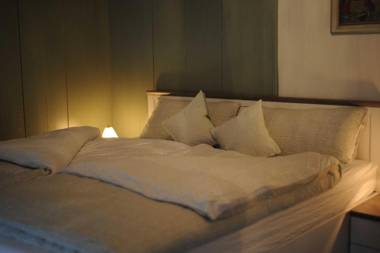 Hof Hilkenborg am Deich 75099