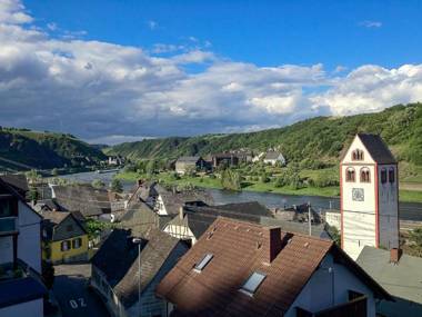 Ferienwohnungen Haus am Würzlaysteig