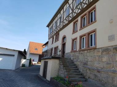 Beim Schloß Michel