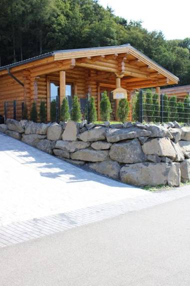 Eifel & See - Ferienhäuser am Waldsee Rieden/Eifel