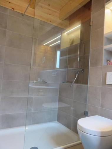 Eifel & See - Ferienhäuser am Waldsee Rieden/Eifel