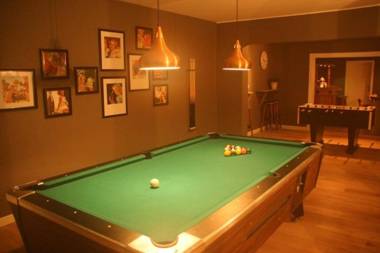 Ostfriesland Ferien Villa - 24 Personen - Sauna Whirlpool Kino und Bar - a57584