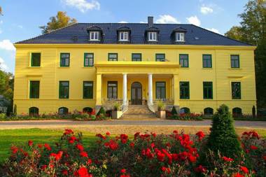Schloss Harkensee