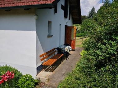 Holiday cottage for 2-3 people in the beautiful Thüringen Forest.