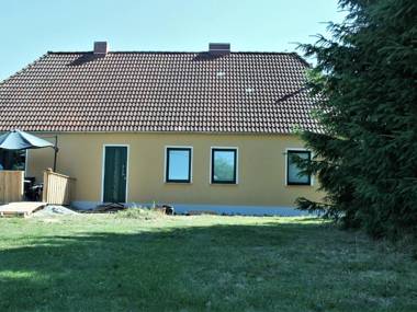 Apartment in Kussow with Garden Terrace BBQ Carport