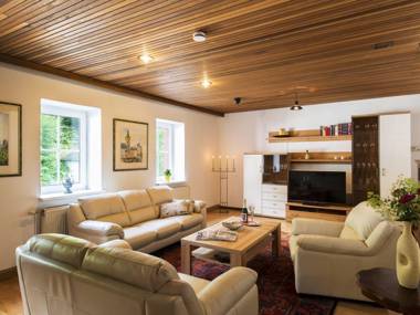 Pleasant Holiday Home in Heidweiler with Private Garden