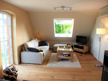 Spacious Apartment in Lübberstorf with Garden