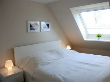 Spacious Apartment in Lübberstorf with Garden