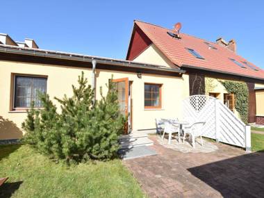 Modern Apartment in Rerik with Private Garden