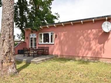 Cosy bungalow by the sea in Pepelow