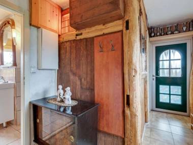 Cozy Bungalow in Nakenstorf with Garden