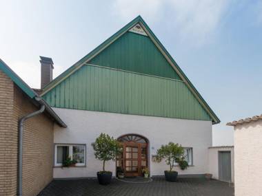 Spacious Apartment in Leopoldshöhe near Teutoburg Forest